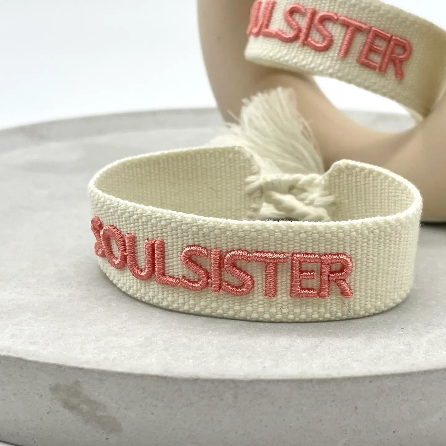 Statement-Armband "SOULSISTER" - gewebt, bestickt
