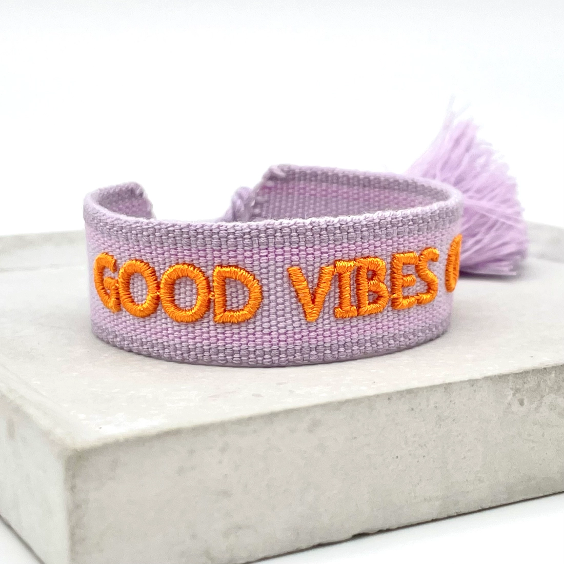 Statement-Armband "GOOD VIBES ONLY" - gewebt, bestickt – Bild 3