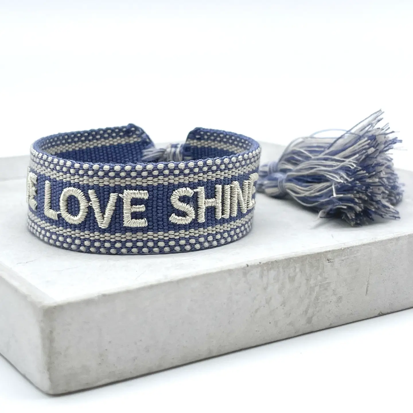 Statement-Armband "LIVE LOVE SHINE" - gewebt, bestickt – Bild 4
