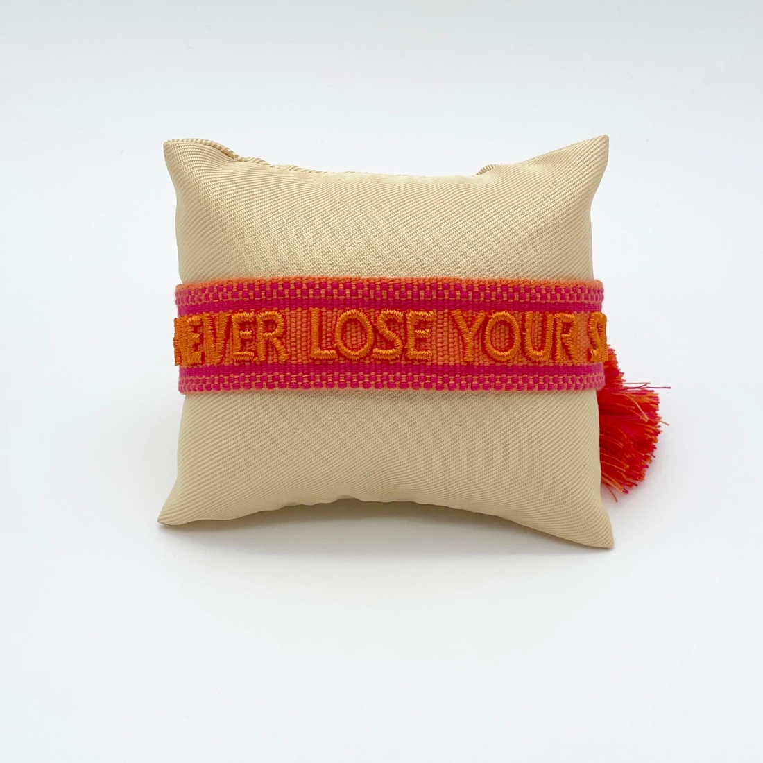 Statement-Armband "NEVER LOSE YOUR SPARKLE" - gewebt, bestickt – Bild 2